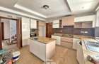 4 Bed Apartment with En Suite at Riverside Drive - 2