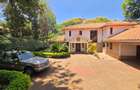 5 Bed Townhouse with En Suite at Meadows - 5