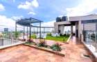 4 Bed Apartment with En Suite in Riverside - 13