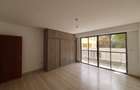 4 Bed Apartment with En Suite at Parklands - 8