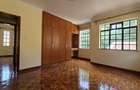 4 Bed Townhouse with En Suite in Lavington - 14