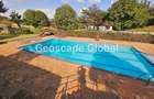 4 Bed House with En Suite in Rosslyn - 13