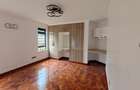 5 Bed House with En Suite in Runda - 11