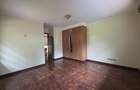4 Bed Townhouse with En Suite in Kitisuru - 11