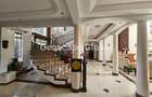 5 Bed House with En Suite in Nyari - 7