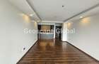 Furnished 2 Bed Apartment with En Suite in Spring Valley - 4