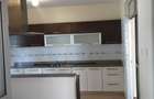 6 Bed Townhouse in Valley Arcade - 10