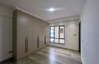 2 Bed Apartment with En Suite in Brookside - 7