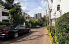 5 Bed Townhouse with En Suite at Riverside Drive - 2