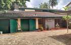 5 Bed House with En Suite in Lavington - 2