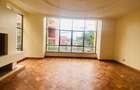 5 Bed Townhouse with En Suite in Lavington - 13
