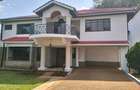 4 Bed Townhouse with En Suite in Westlands Area - 10