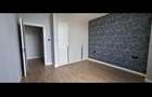 3 Bed Apartment with En Suite in Brookside - 5