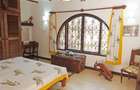 5 Bed House with En Suite in Watamu - 10