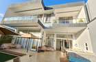 4 Bed Villa with En Suite in Spring Valley - 10