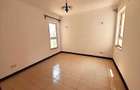 2 Bed Apartment with En Suite in Brookside - 5