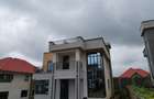 4 Bed Townhouse with En Suite in Kenyatta Road - 5