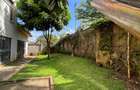 5 Bed Townhouse with En Suite in Lavington - 2