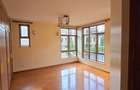 5 Bed Townhouse with En Suite at Lavington Green - 10