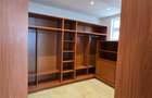 5 Bed House with En Suite in Runda - 13