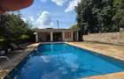 6 Bed Townhouse with En Suite at Ruaka Rd - 13