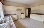 5 Bed House with En Suite in Rosslyn - 4