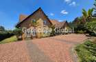 4 Bed House with En Suite in Runda - 12
