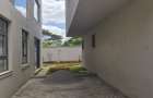 6 Bed Villa with En Suite at Lavington - 18