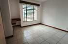 3 Bed Apartment with En Suite at Parklands - 9