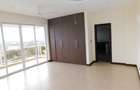 3 Bed Apartment with En Suite at City Mall - 4