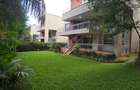 5 Bed Townhouse with En Suite at Lavington Green - 7