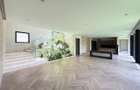 5 Bed Townhouse with En Suite at Westlands - 13