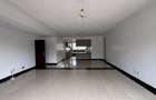 4 Bed Apartment with En Suite in Riverside - 2