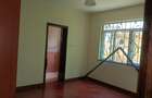 5 Bed Townhouse with En Suite in Lavington - 8