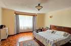5 Bed Townhouse with En Suite in Lavington - 11