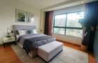 3 Bed Apartment with En Suite at Riverside Drive - 3