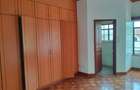 5 Bed Townhouse with En Suite in Lavington - 18