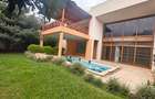 5 Bed Townhouse with En Suite in Lavington - 1