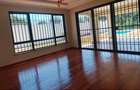 6 Bed Townhouse with En Suite in Loresho - 5