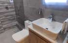 Serviced 1 Bed Apartment with En Suite at 5Th Avenue - 6