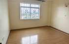3 Bed Apartment with Gym in Kilimani - 9
