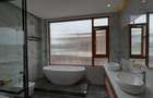 6 Bed Townhouse with En Suite in Lavington - 18
