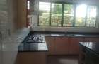 5 Bed Townhouse with En Suite in Lavington - 4