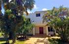 5 Bed Villa with En Suite in Kikambala - 16