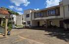 4 Bed Townhouse with En Suite in Brookside - 3