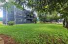 3 Bed Apartment with En Suite at Hurlingham - 1