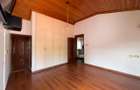 5 Bed House with En Suite in Gigiri - 14