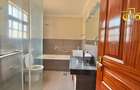 4 Bed Townhouse with En Suite in Lavington - 14