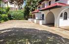 4 Bed Townhouse with En Suite at Riverside Drive. - 2