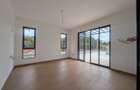 5 Bed House with En Suite at Kyuna Rise - 13